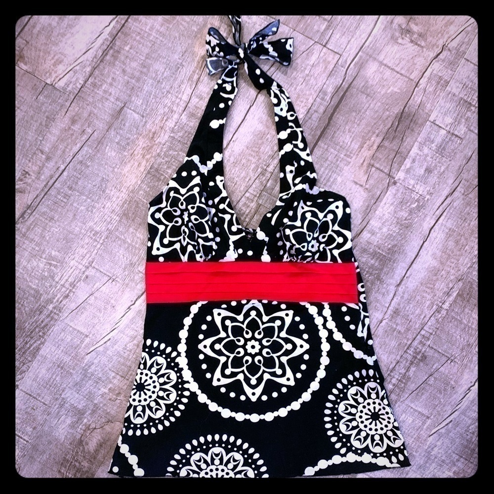 Precious Women’s Xtraordinary Halter Tankini Top Small Black White Red Mandala‎